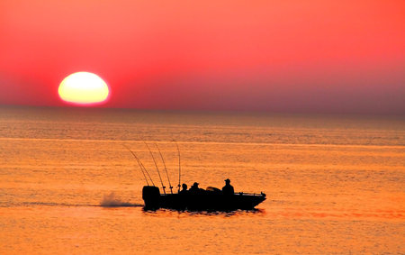 Single Fishing Boatの写真素材