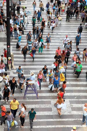 Sao Paulo, Brazil - Dec 06 2014 : An estimated 20 million people live in greater Sao Paulo, making it the third-largest metropolis on earth. On Dec 06, 2014 Sao Paulo, Brazil.のeditorial素材