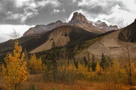 Scenic autumn landscape in Yoho National park in British Columbiaの写真素材