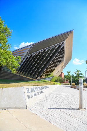 EAST LANSING, MI -22 AUGUST 2020- Modern architecture of  the Eli and Edythe Broad Art Museum at Michigan State University (MSU) in East Lansing opened in 2012 and designed by architect Zaha Hadid.のeditorial素材