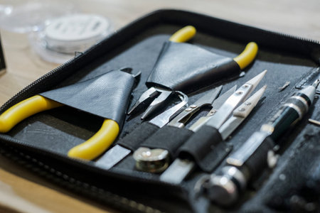 Tool for winding coils on the table