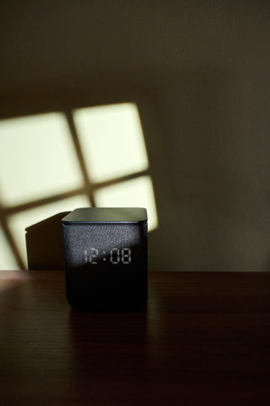 Smart Speaker - Time and Shadow