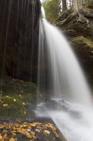 Lost Creek Falls