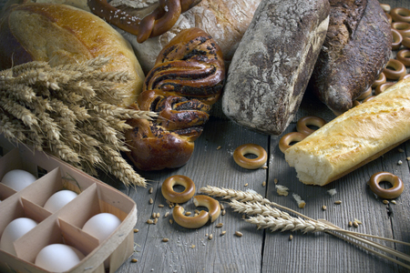 Baking with eggs and spikeletsの写真素材