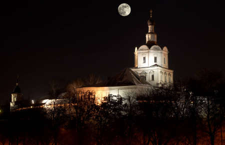  Spaso-Andronikov a man's monastery. Michael Arhangela's church at night with moonのeditorial素材