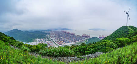 China Shangyangshan Port Container Portのeditorial素材