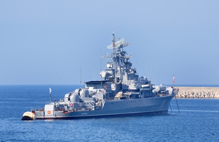 The frigate  Pytlivy  at a guard post in the Sevastopol bay on October 4, 2012 in Sevastopol, Ukraine  The ship is part of the 11 anti-submarine ships Brigade Black Sea Fleet of Russia のeditorial素材