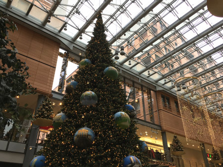Berlin, Germany - December 2nd, 2018: Large Christmas Tree at Potsdamer Platz Arkaden Shopping Mall during Christmas Season. GroÃer Weihnachtsbaum in den Potdamer Platz Arkaden zur Weihnachtszeit.のeditorial素材