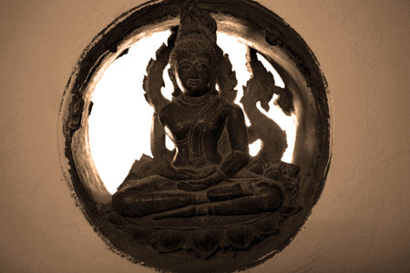 temple detail