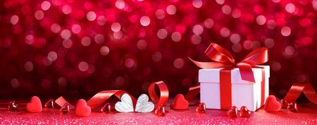 Valentines Gift - Giftbox With Hearts And Ribbonの写真素材