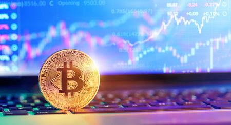 Bitcoin On Laptop With Chart And Quotesの写真素材