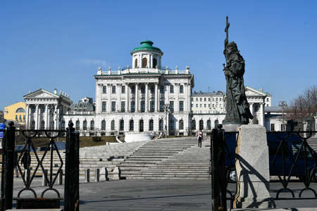 Panoramic view from the Alexander Garden on Pashkov's house-palace. 03.24. 2022 Moscow, Russia.のeditorial素材