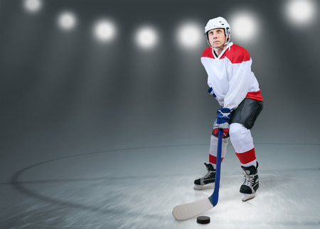 Hockey player on the ice の写真素材