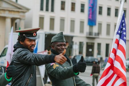 BERLIN, GERMANY - NOVEMBER 11: American and Soviet military claiming their rights in the Brandenburg gate on November 11, 2013 in Berlin, Germanyのeditorial素材