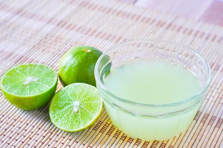 lime lemon juice for cooking  with close up viewの写真素材