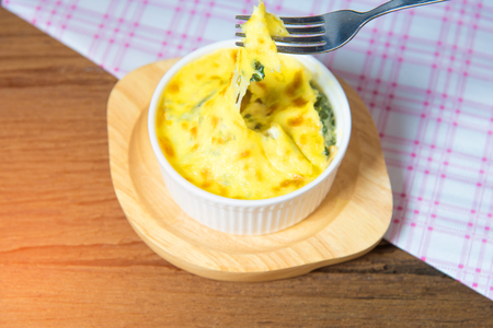 Closed up Baked spinach with cheeseの写真素材