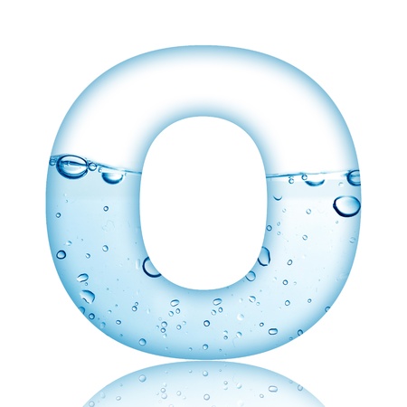 Water and water bubble alphabet letter with reflection  Letter Oの写真素材