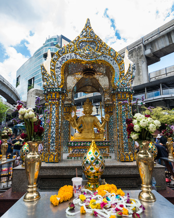 Bangkok, Thailand - June 19, 2015 Lord Brahma Shrine is the Ashram located in front of the Grand Hyatt Erawan hotel. Most respected by the people in Thailand and abroad.のeditorial素材
