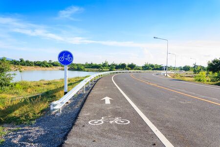 bicycle sign on the road : bicycle laneの写真素材