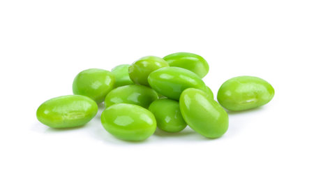 green soy beans isolated on white backgroundの写真素材