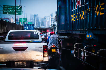 Rush hour and traffic jam in the evening at Rama 3 road Klongtoey Bangkok Thailand, November 9, 2018のeditorial素材
