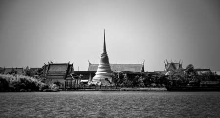 Landscape of Wat Phra Samut Chedi on the Chao Phraya river Samut Prakan, Thailandの写真素材
