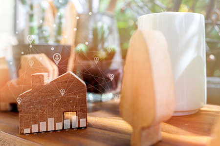 Fresh vegetable salad, healthy food, non-toxic tomatoes, cucumbers, lettuce, carrots, purple cauliflower, boiled egg, chicken, fried potatoes, fresh shrimp, special salad dressingの写真素材