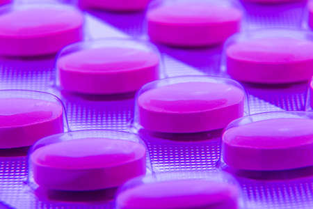 pharmaceuticals antibiotics pills medicine /antibacterials Covit-19 pills /capsule pill medicine