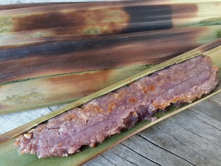 Thai sweetmeat made of flour, coconut and sugar. (Thai-call: Ka-Nom-Jaak)