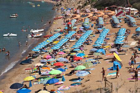 crowded beachのeditorial素材