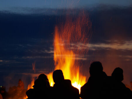 Osterfeuer - bike burnの写真素材