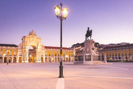 Pra a Do Comercio, blue hour Lisbon, Portugal. February 23, 2020のeditorial素材