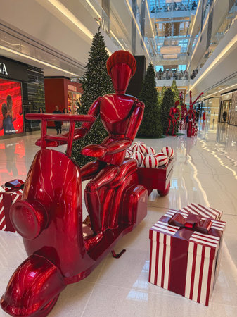 Christmas decoration, at the JK Iguatemi Shopping Mall. Sao Paulo, Brazil. November 22, 2025.のeditorial素材
