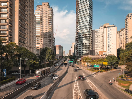 Pargue do Novo In Pinheiros, with the skyline in the background. Sao Paulo, Brazil. November 22, 2025.のeditorial素材