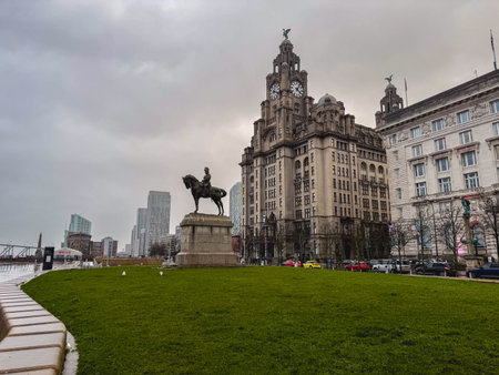 Februari 11, Liverpool, UK. Royal Liver building, at the waterfront of Liverpool.のeditorial素材
