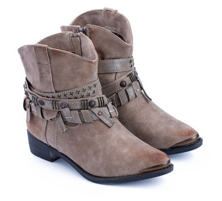 Brown ankle boots Trendy pair of woman s brown shoes on a white background の写真素材