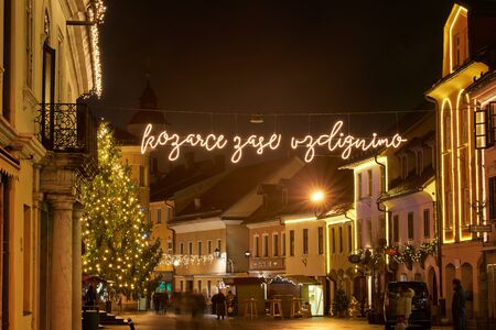 KRANJ, SLOVENIA - DECEMBER 13, 2017: advent December night with Christmas decoration lighting in Kranj.のeditorial素材