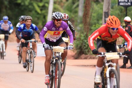 Suratthani,Thailand,July 7,2013:The group of cyclists during bicycle racing(120km) on july 7,2013 in Suratthani,Thailand.のeditorial素材