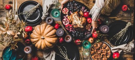 Thanksgiving party table setting.の写真素材