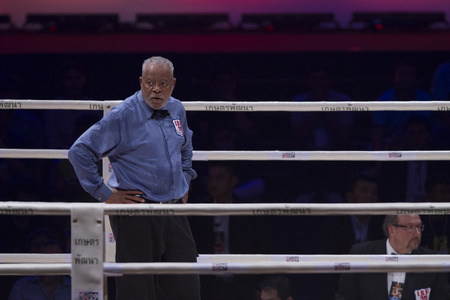BANGKOK,THAILAND:JUNE 2015:Amnat Ruenroeng Championship IBF Thailand vs John Riel Reponte Casimero  Challenger Philippines at Hua Mark Indoor Stadium on 27 june2015,Bangkok Thailand.のeditorial素材