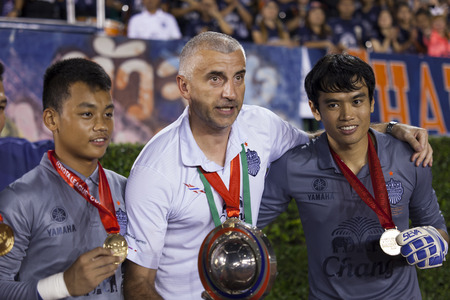 BANGKOK,THAILAND:November;2015:Goal and goalkeeper coach in football Toyota League cupbetween Sisaket FC and BURIRAM UTD. , at Supachalasai Stadium on November 21,2015:Thailand.のeditorial素材