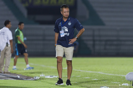 BANGKOK,THAILAND:APRIL;2016:newin chitchop President of Buriram during football Toyota League cup between Army FC and BURIRAM UTD. , at Army Stadium on April 10,2016:Thailand.のeditorial素材
