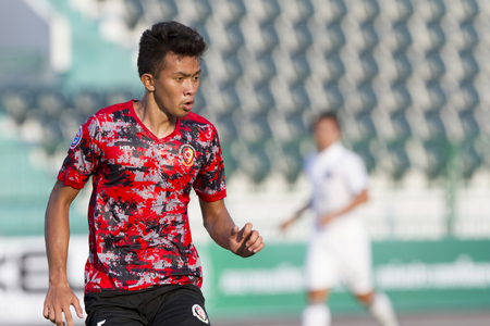 BANGKOK,THAILAND:APRIL;2016:Thiradet Mueangraksa of Army FC during football Toyota League cup between Army FC and BURIRAM UTD. , at Army Stadium on April 10,2016:Thailand.のeditorial素材