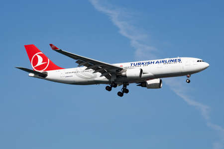 Istanbul / Turkey - March 28, 2019: Turkish Airlines Airbus A330-200 TC-JND passenger plane landing at Istanbul Ataturk Airportのeditorial素材