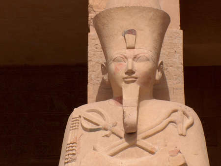 Pharaoph, Egypt, Queen Hatshepsut depicted as Osiris, statue close up, Deir el-Bahri, Luxor, Temple of Hatshepsut, Egyptの写真素材