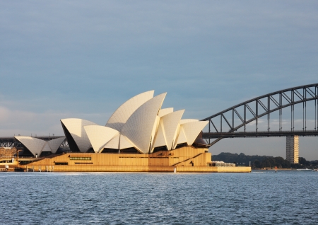 Sydney Harbour View from Mrs  Macquaries Point, showing Harbour Bridge and Sydney Opera Houseのeditorial素材