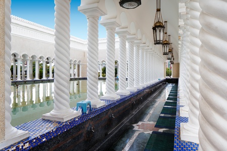 The center piece of Brunei s capital Bandar Seri Begawan is the majestic Sultan Omar Ali Saifuddien Mosqueのeditorial素材