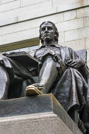 John Harvard monument  c  1884  by Daniel Chester French  Cambridge, Massachusetts   John Harvard established one of the most famous university all over the world のeditorial素材