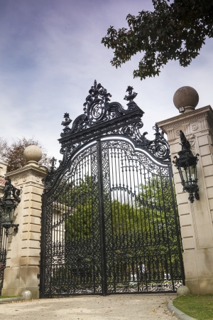 The Breakers mansion on Ochre Point in Newport, Rhode Island  This mansion was the summer residence cottageâ of the Cornelius Vanderbilt and is preserved by the Society of Newport County  The mansion is situated on the Atlantic Ocean のeditorial素材