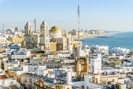 Cityscape with famous Cathedral of Cadiz, Cadiz, Andalusia, Spainのeditorial素材
